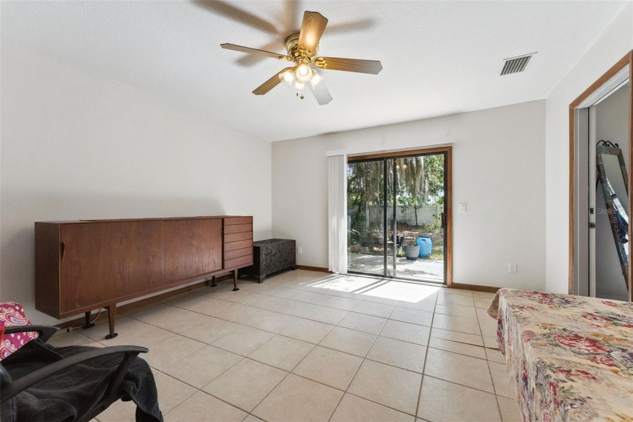 251 Avenue E, Chuluota, FL 32766 Photo