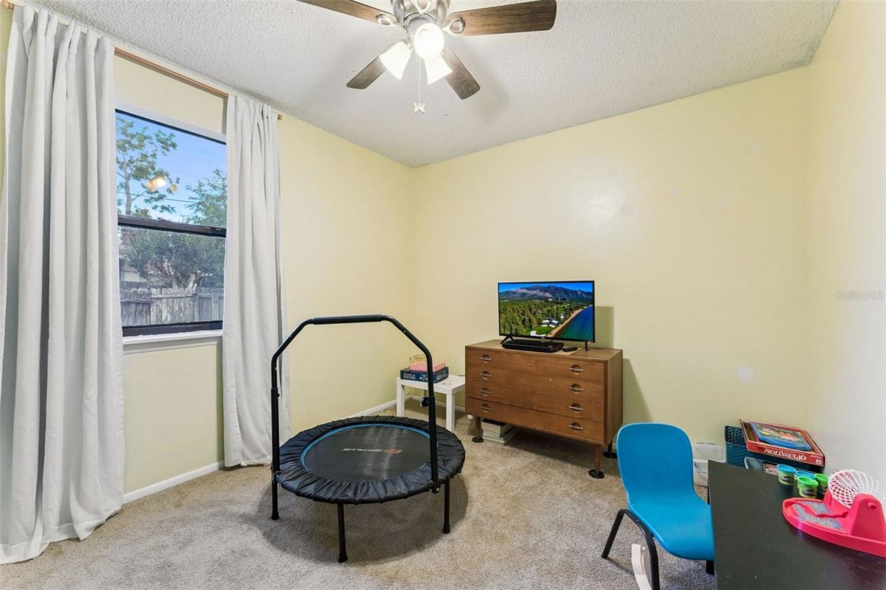 251 Avenue E, Chuluota, FL 32766 Photo