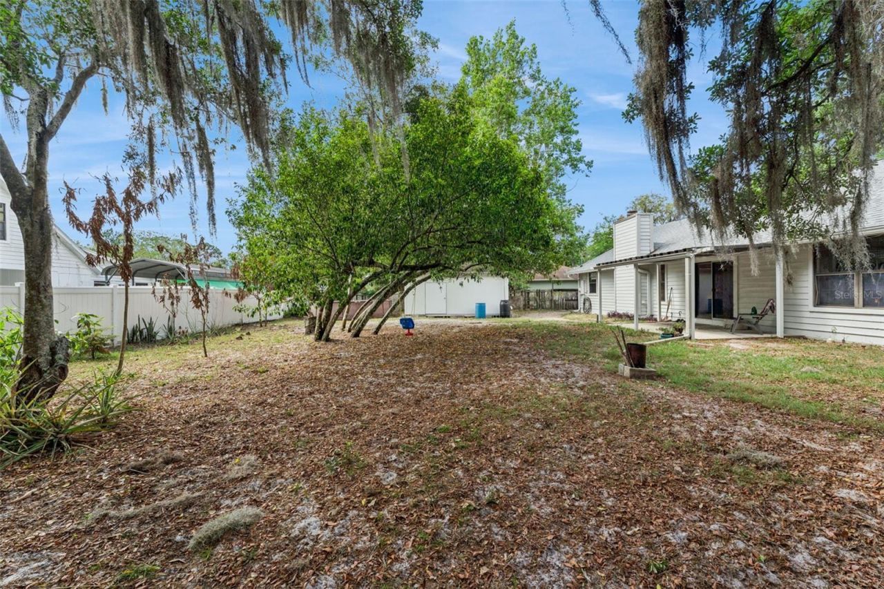 251 Avenue E, Chuluota, FL 32766 Photo