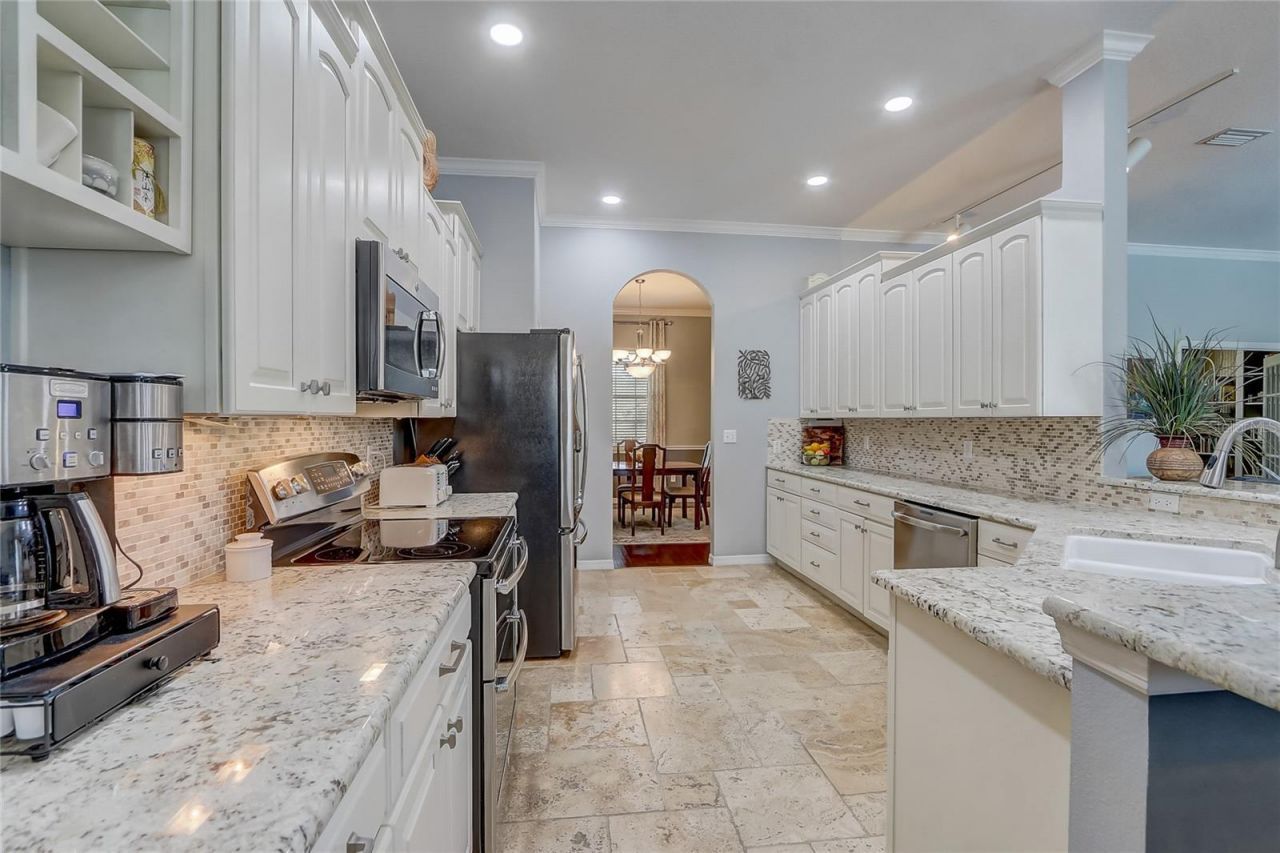8314 Vintage Drive, Orlando, FL 32835 Photo
