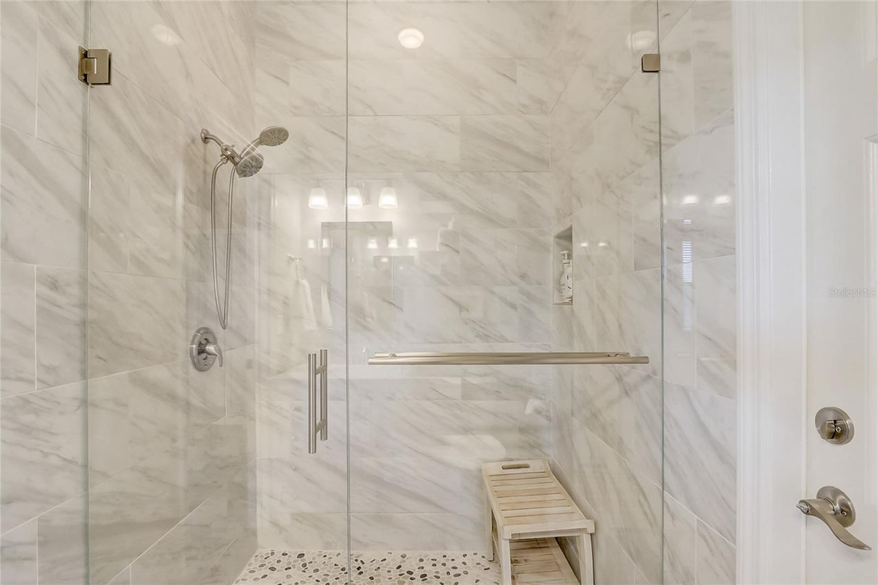 8314 Vintage Drive, Orlando, FL 32835 Photo
