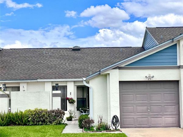 29 LAKEPOINTE CIRCLE, KISSIMMEE, FL 34743