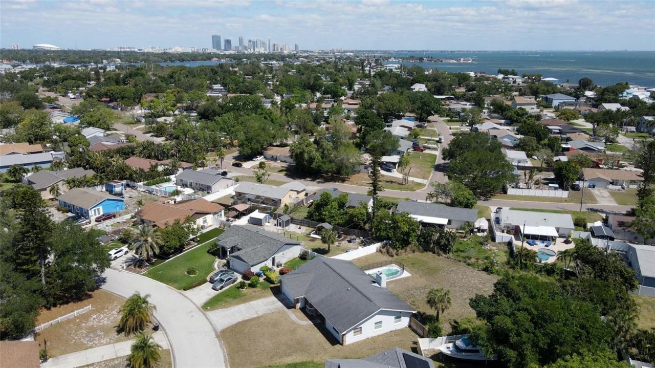 4356 Tarpon Drive Se, Saint Petersburg, FL 33705 Photo