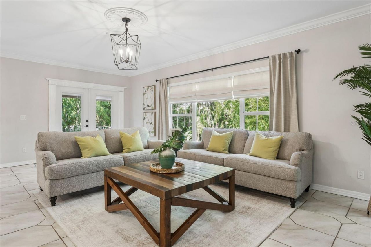 813 S West Shore Boulevard, Tampa, FL 33609 Photo