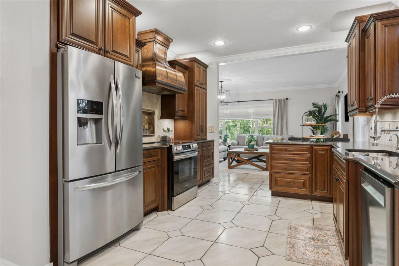 813 S West Shore Boulevard, Tampa, FL 33609 Photo