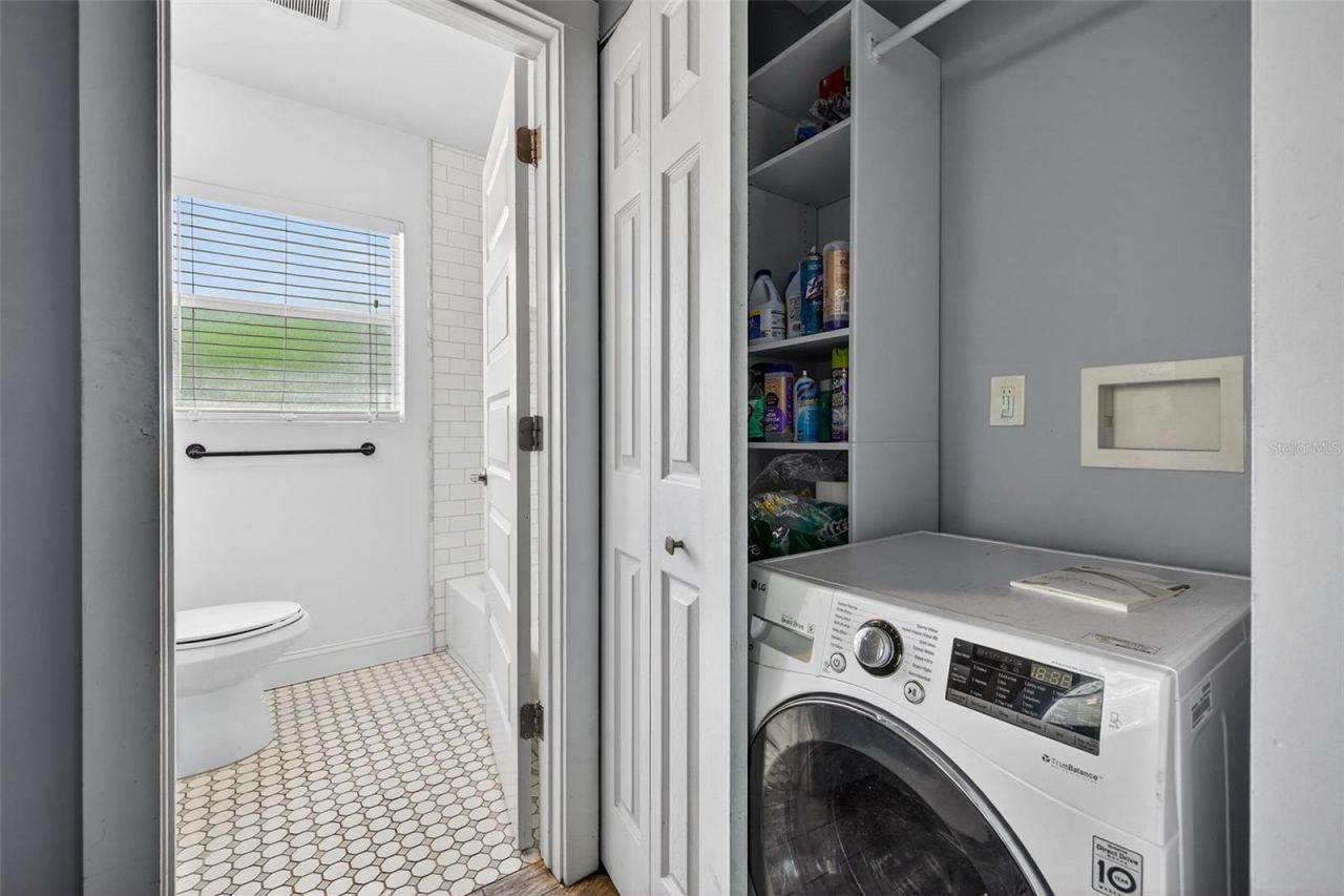 734 40th Avenue Ne, Saint Petersburg, FL 33703 Photo