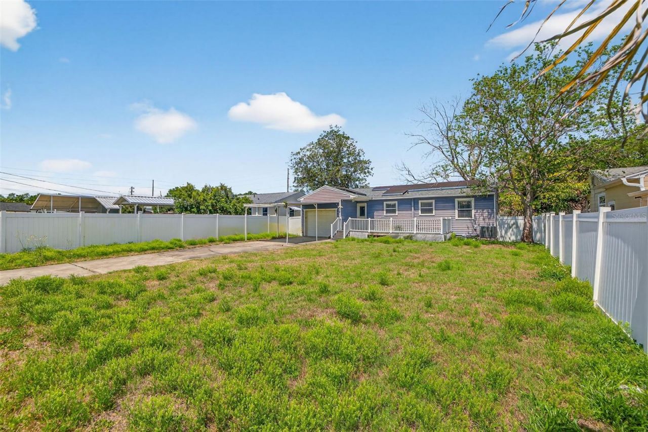 734 40th Avenue Ne, Saint Petersburg, FL 33703 Photo