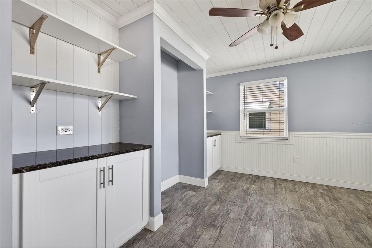 734 40th Avenue Ne, Saint Petersburg, FL 33703 Photo