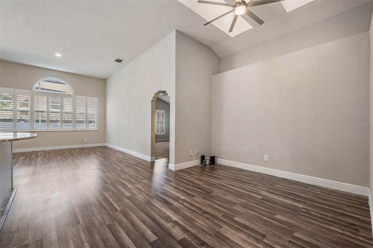 2315 Lyncrest Court , Valrico, FL 33596 Photo