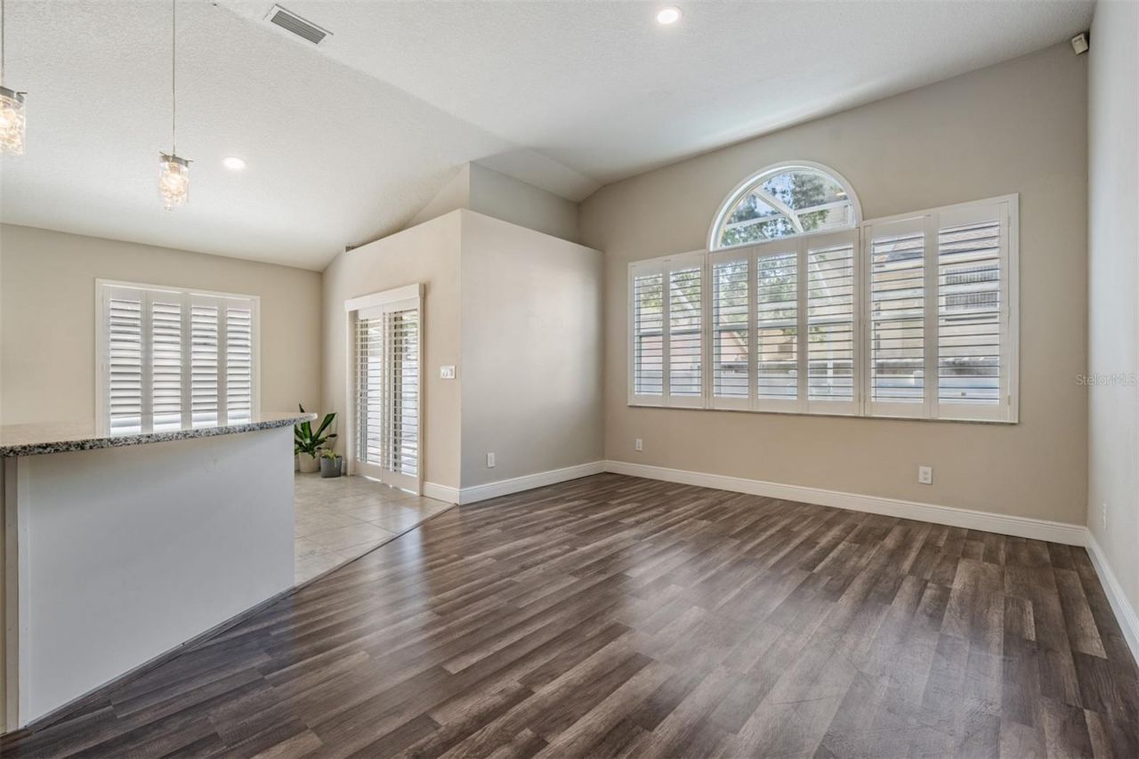 2315 Lyncrest Court , Valrico, FL 33596 Photo