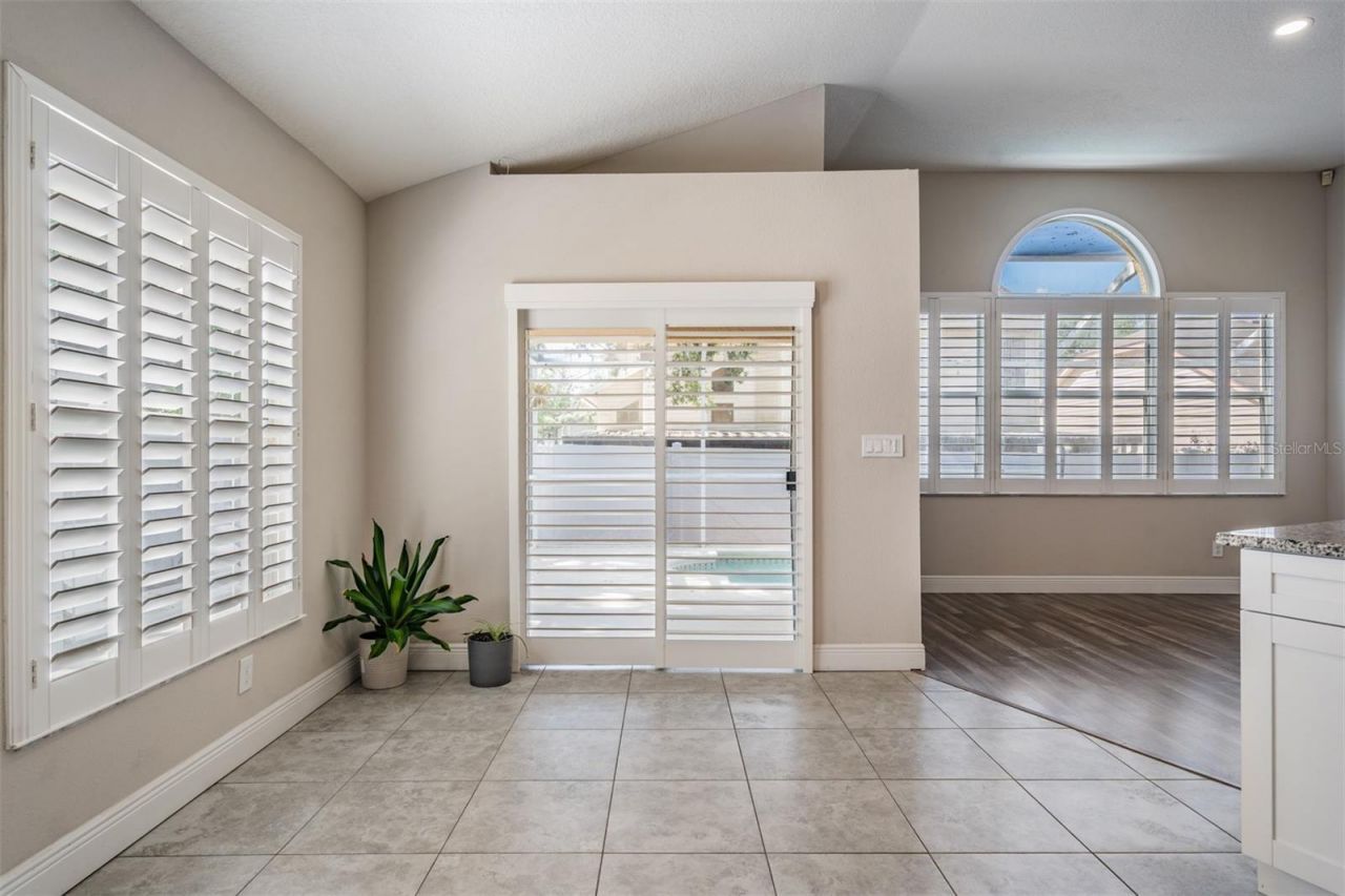 2315 Lyncrest Court , Valrico, FL 33596 Photo