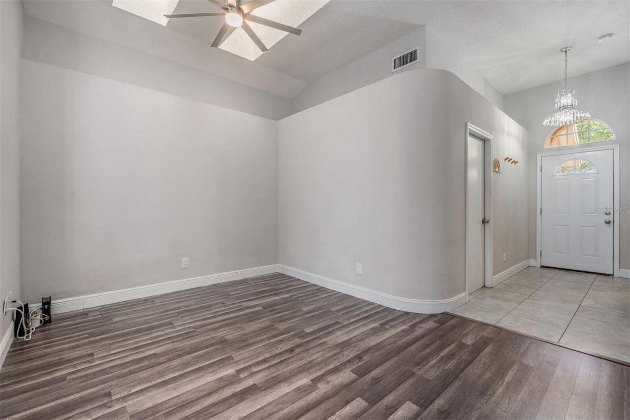 2315 Lyncrest Court , Valrico, FL 33596 Photo