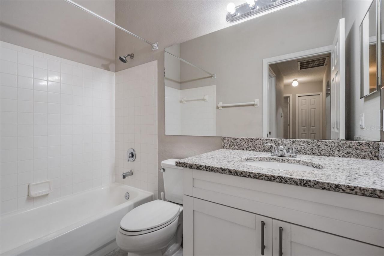 2315 Lyncrest Court , Valrico, FL 33596 Photo