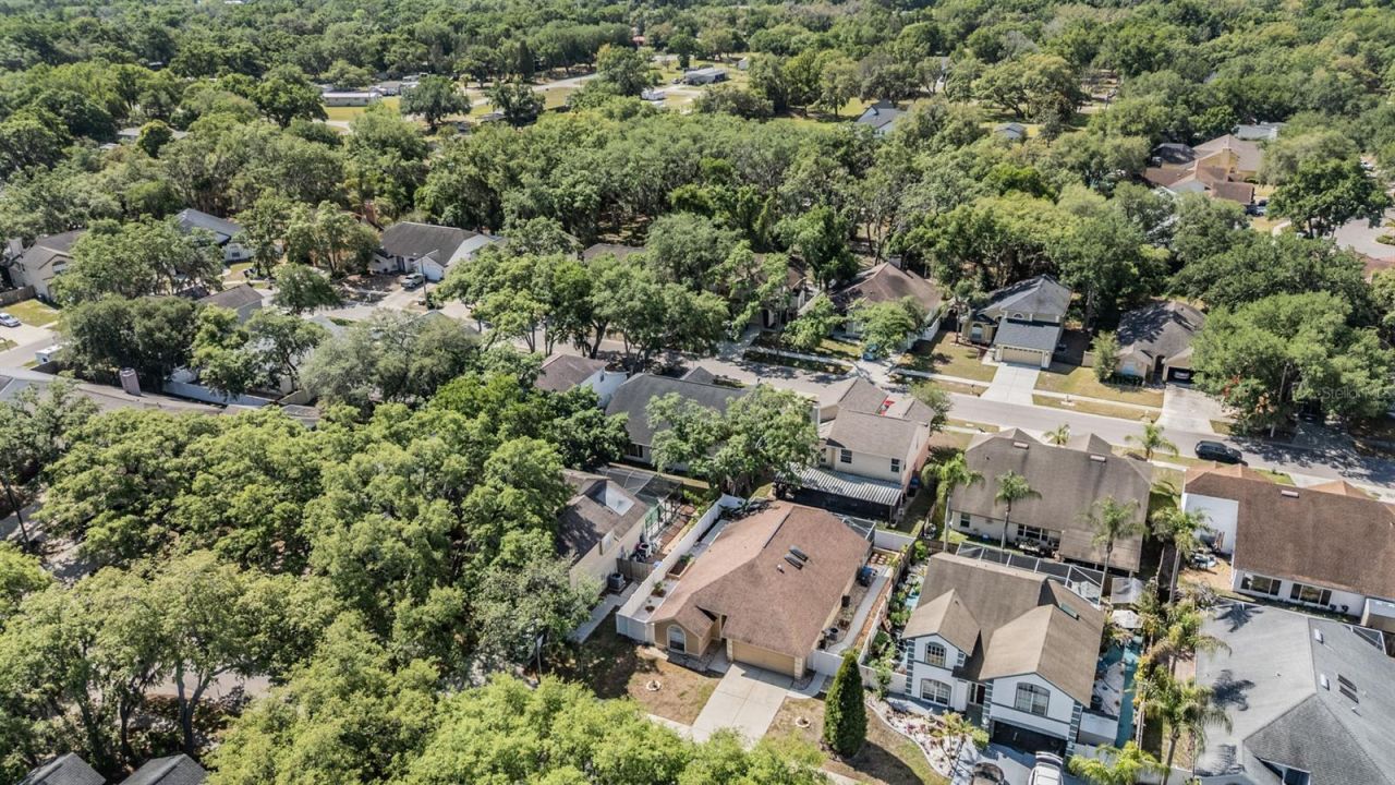 2315 Lyncrest Court , Valrico, FL 33596 Photo