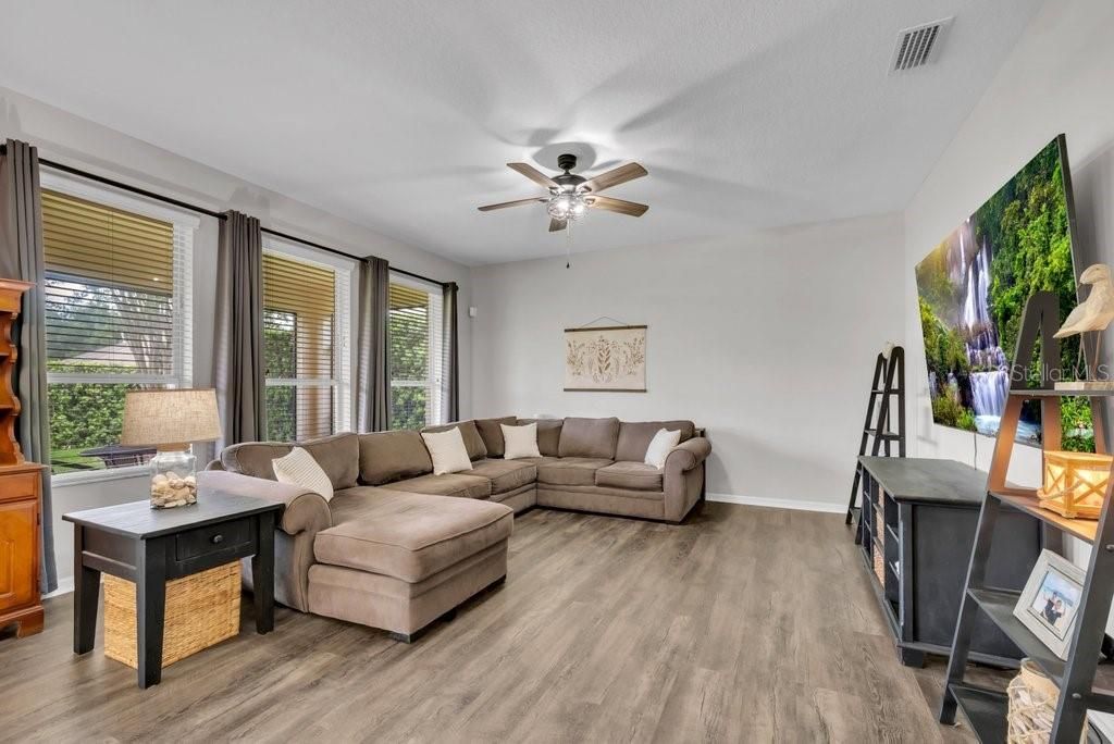 5119 Sanderling Ridge Drive , Lithia, FL 33547 Photo