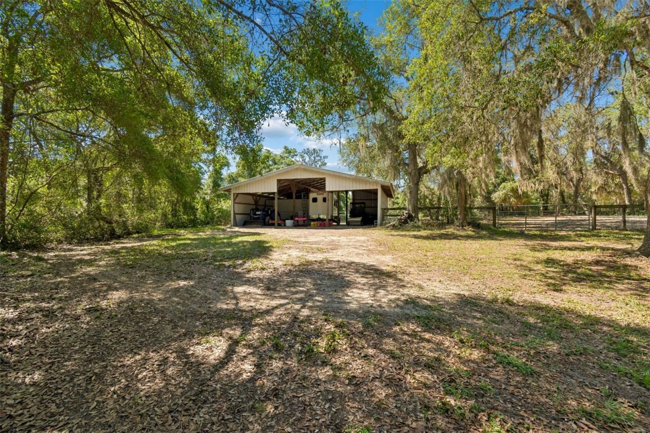 22535 Skyview Circle, Brooksville, FL 34602 Photo
