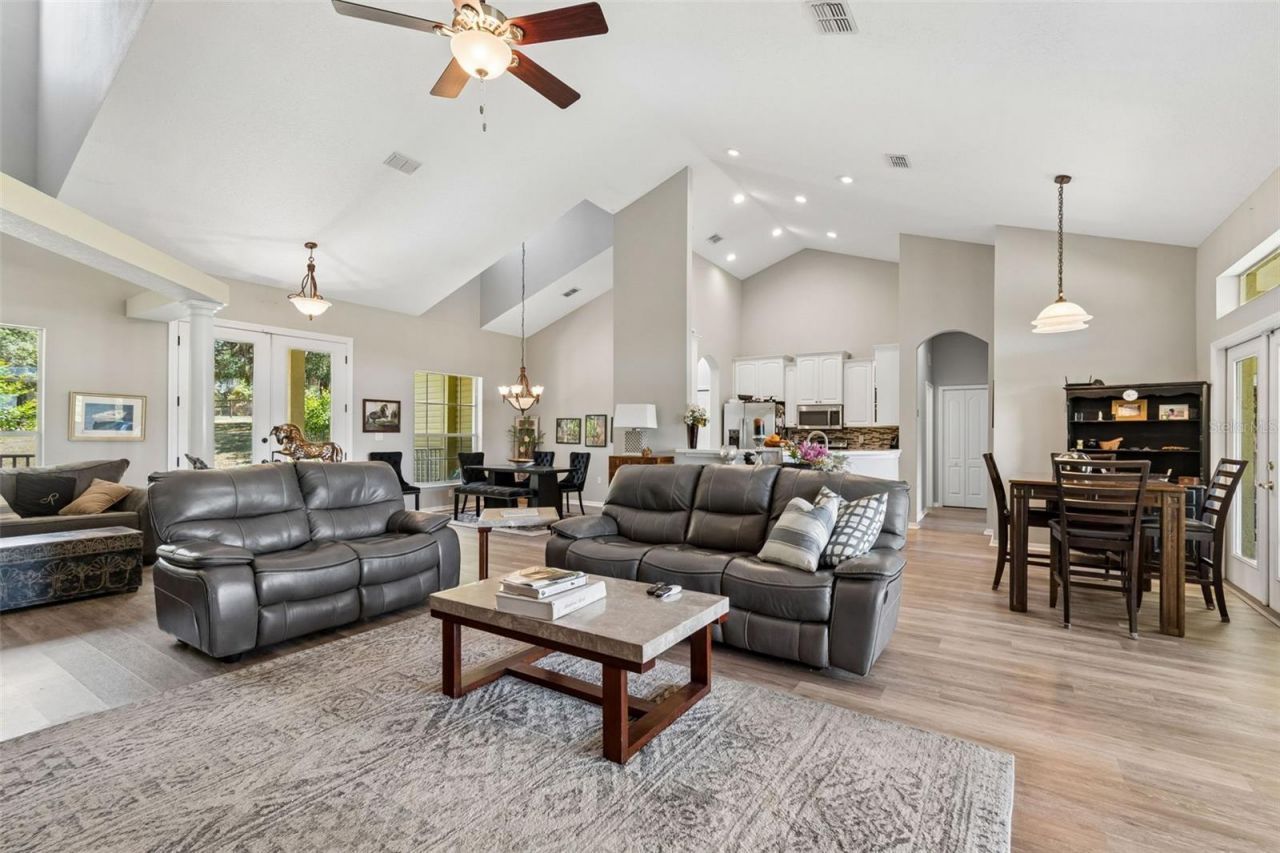 22535 Skyview Circle, Brooksville, FL 34602 Photo
