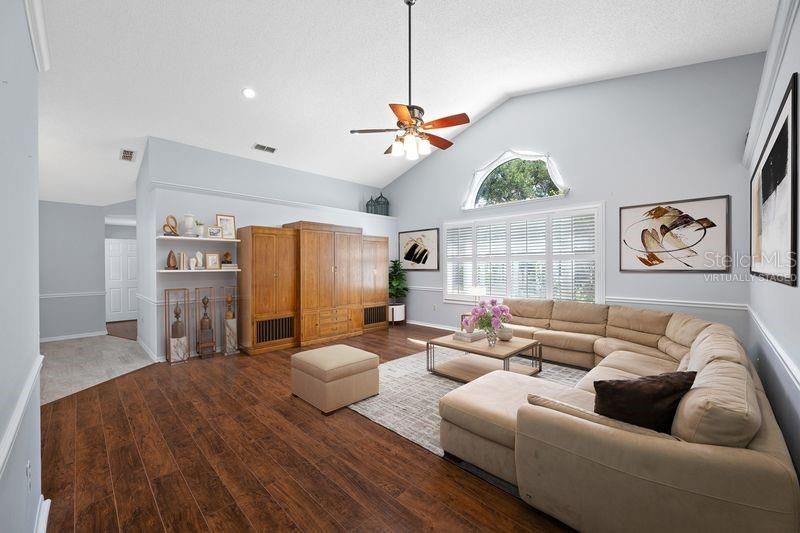 5321 Gardens Dr, Sarasota, FL 34243 Photo