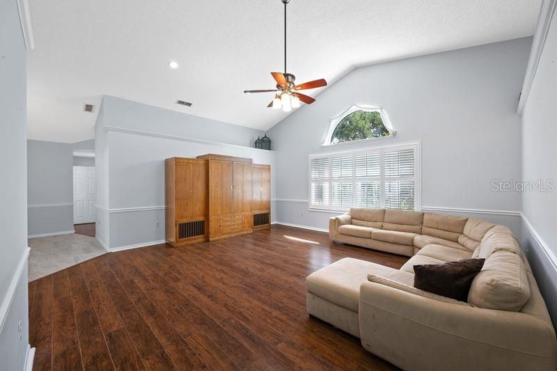 5321 Gardens Dr, Sarasota, FL 34243 Photo