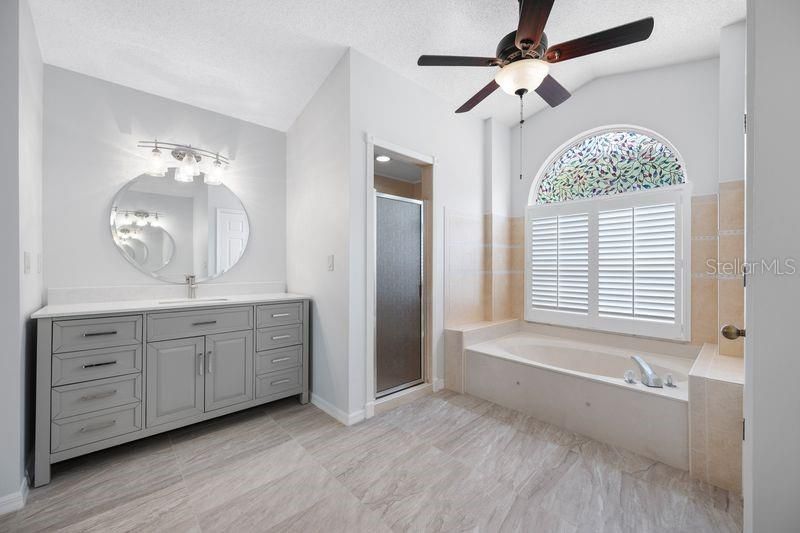 5321 Gardens Dr, Sarasota, FL 34243 Photo