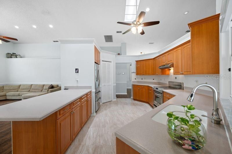 5321 Gardens Dr, Sarasota, FL 34243 Photo