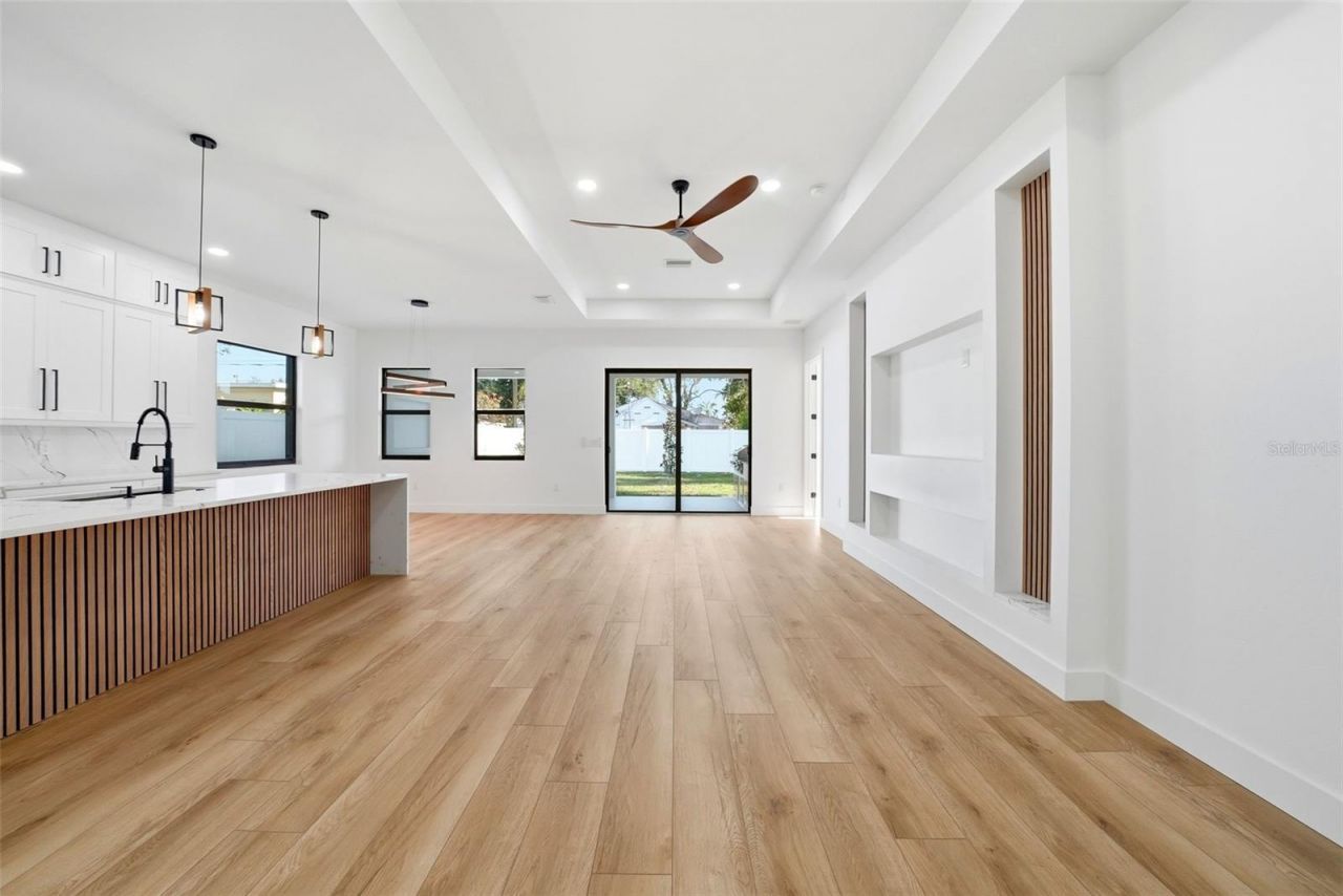 3325 55 Avenue N, Saint Petersburg, FL 33714 Photo