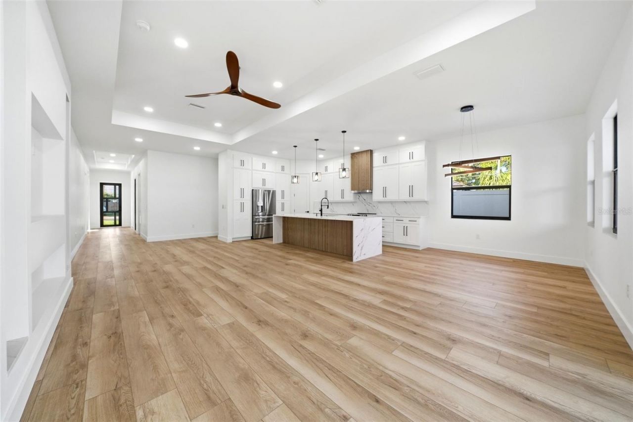 3325 55 Avenue N, Saint Petersburg, FL 33714 Photo