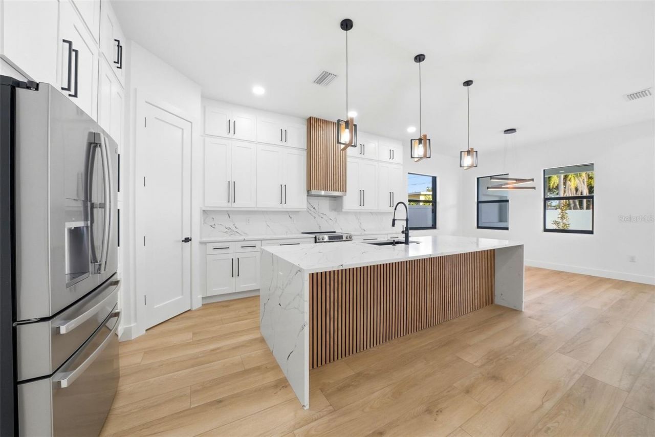 3325 55 Avenue N, Saint Petersburg, FL 33714 Photo