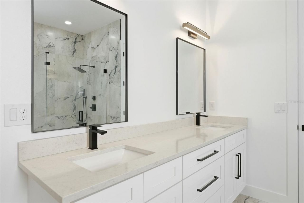 3325 55 Avenue N, Saint Petersburg, FL 33714 Photo