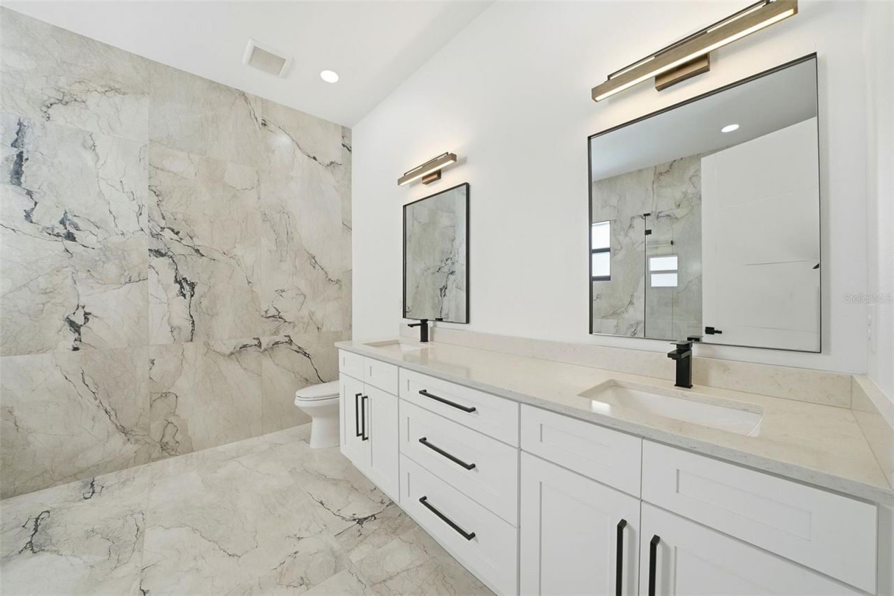 3325 55 Avenue N, Saint Petersburg, FL 33714 Photo