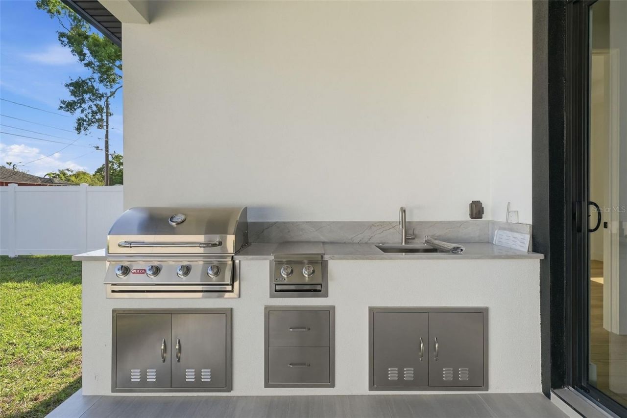 3325 55 Avenue N, Saint Petersburg, FL 33714 Photo