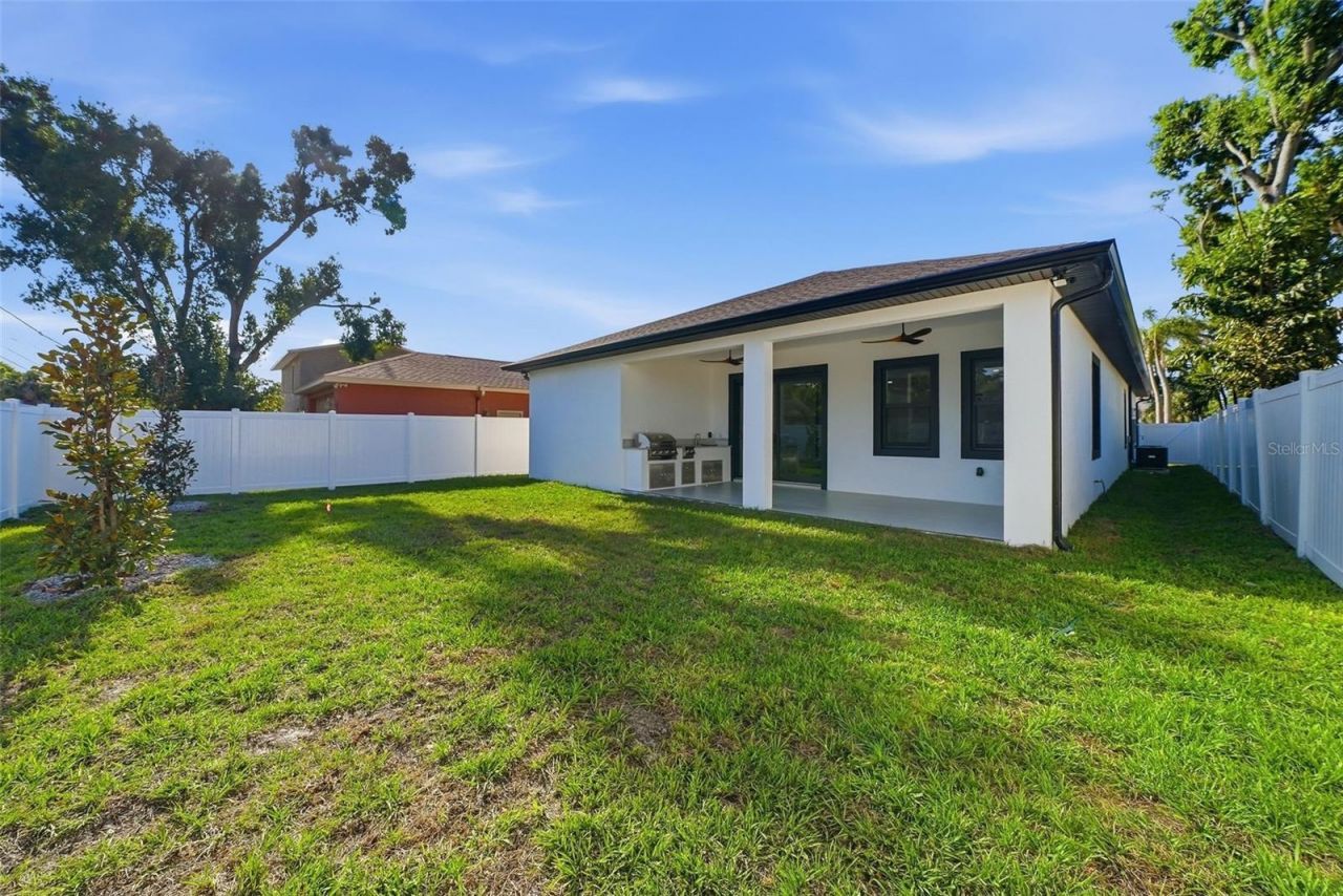 3325 55 Avenue N, Saint Petersburg, FL 33714 Photo