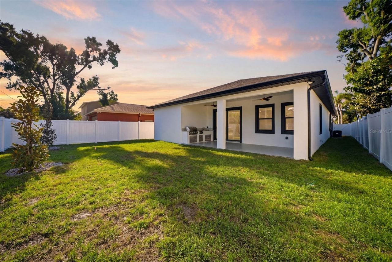 3325 55 Avenue N, Saint Petersburg, FL 33714 Photo