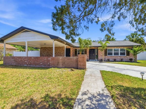 4433 POMPANO DRIVE , TAMPA, FL 33617