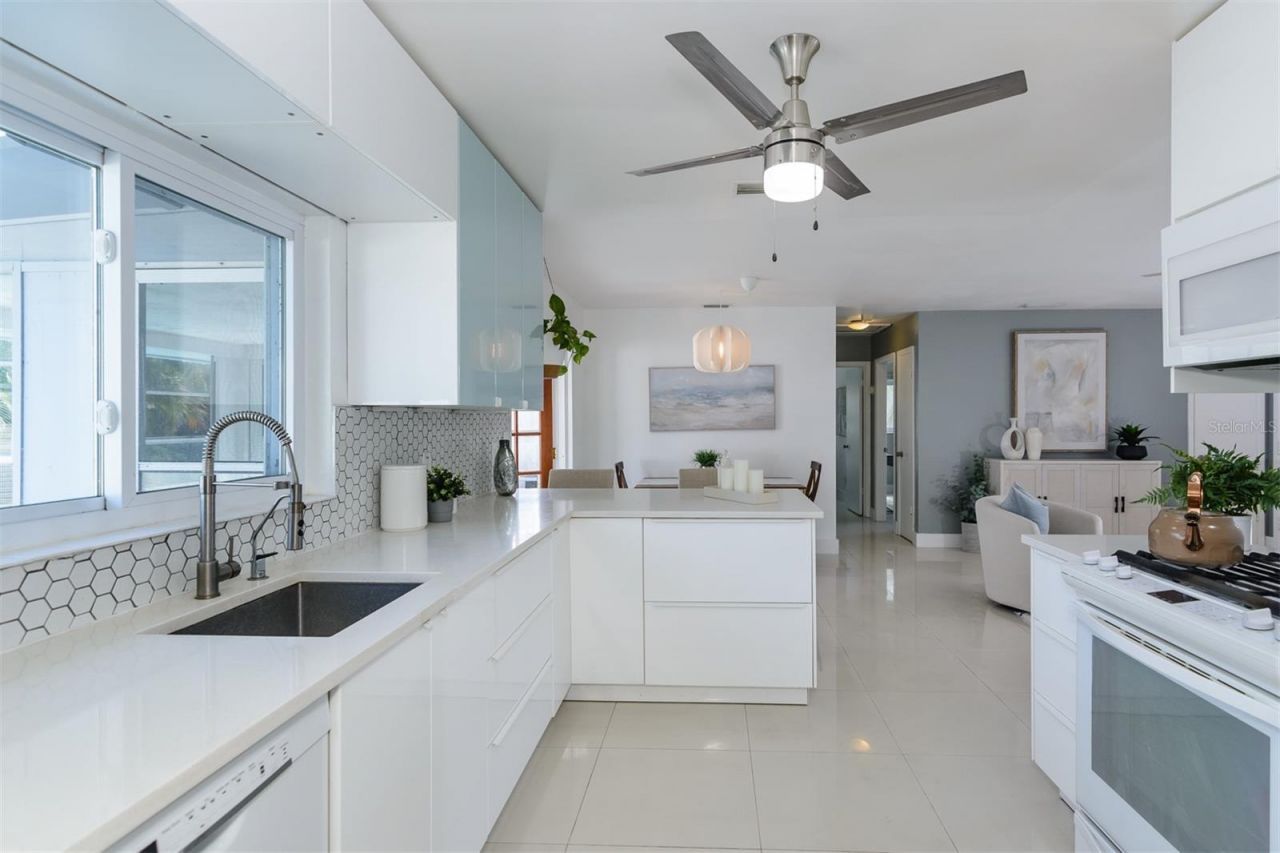 1435 77th Avenue N, Saint Petersburg, FL 33702 Photo
