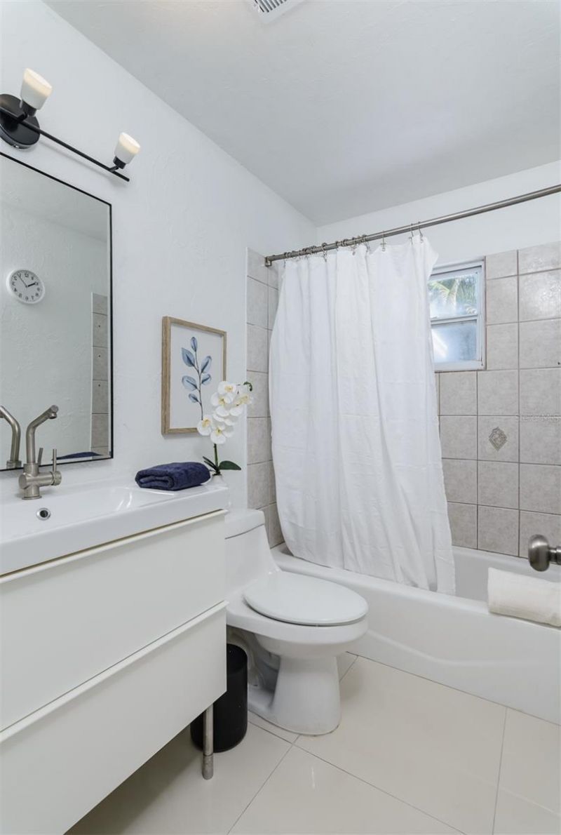 1435 77th Avenue N, Saint Petersburg, FL 33702 Photo