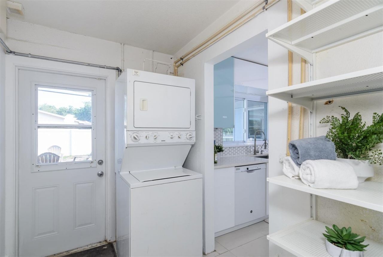 1435 77th Avenue N, Saint Petersburg, FL 33702 Photo