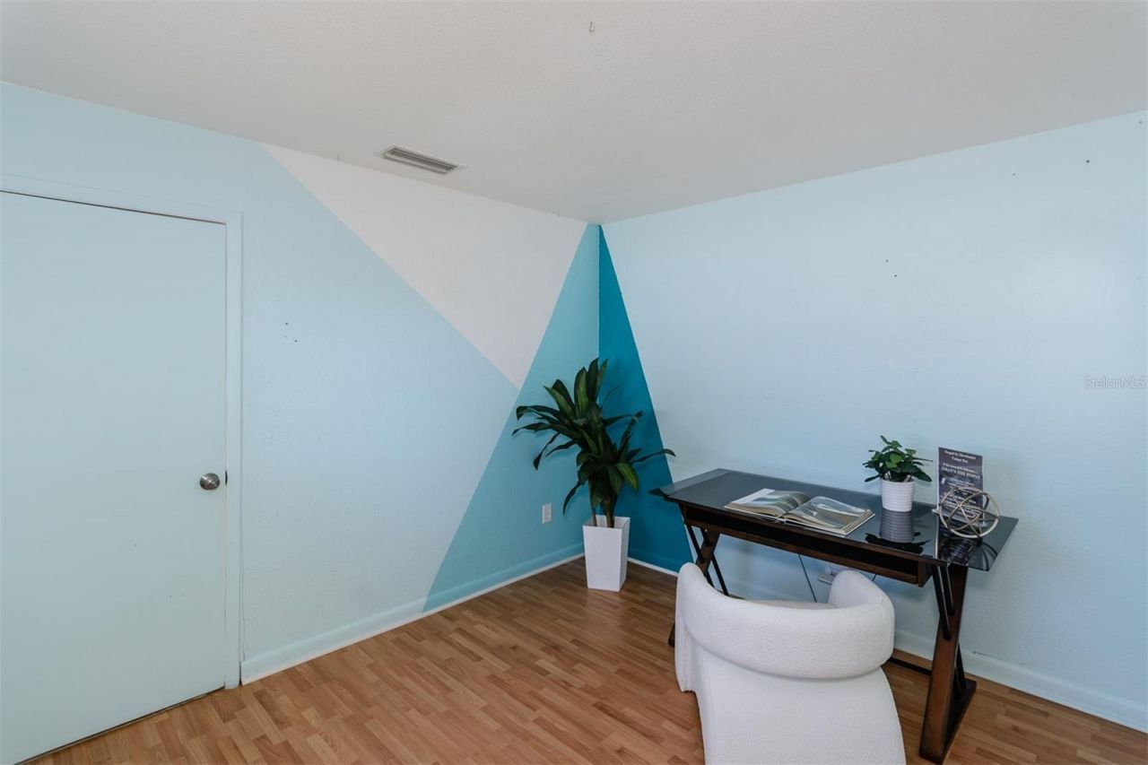 1435 77th Avenue N, Saint Petersburg, FL 33702 Photo