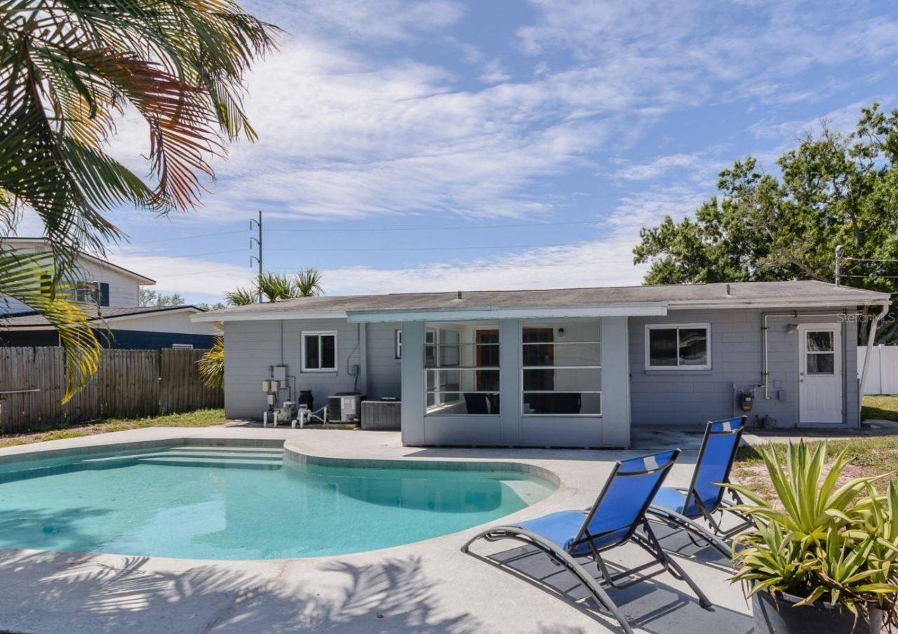 1435 77th Avenue N, Saint Petersburg, FL 33702 Photo