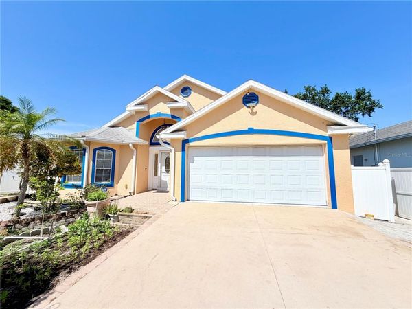 1150 OAKWOOD DRIVE , DUNEDIN, FL 34698