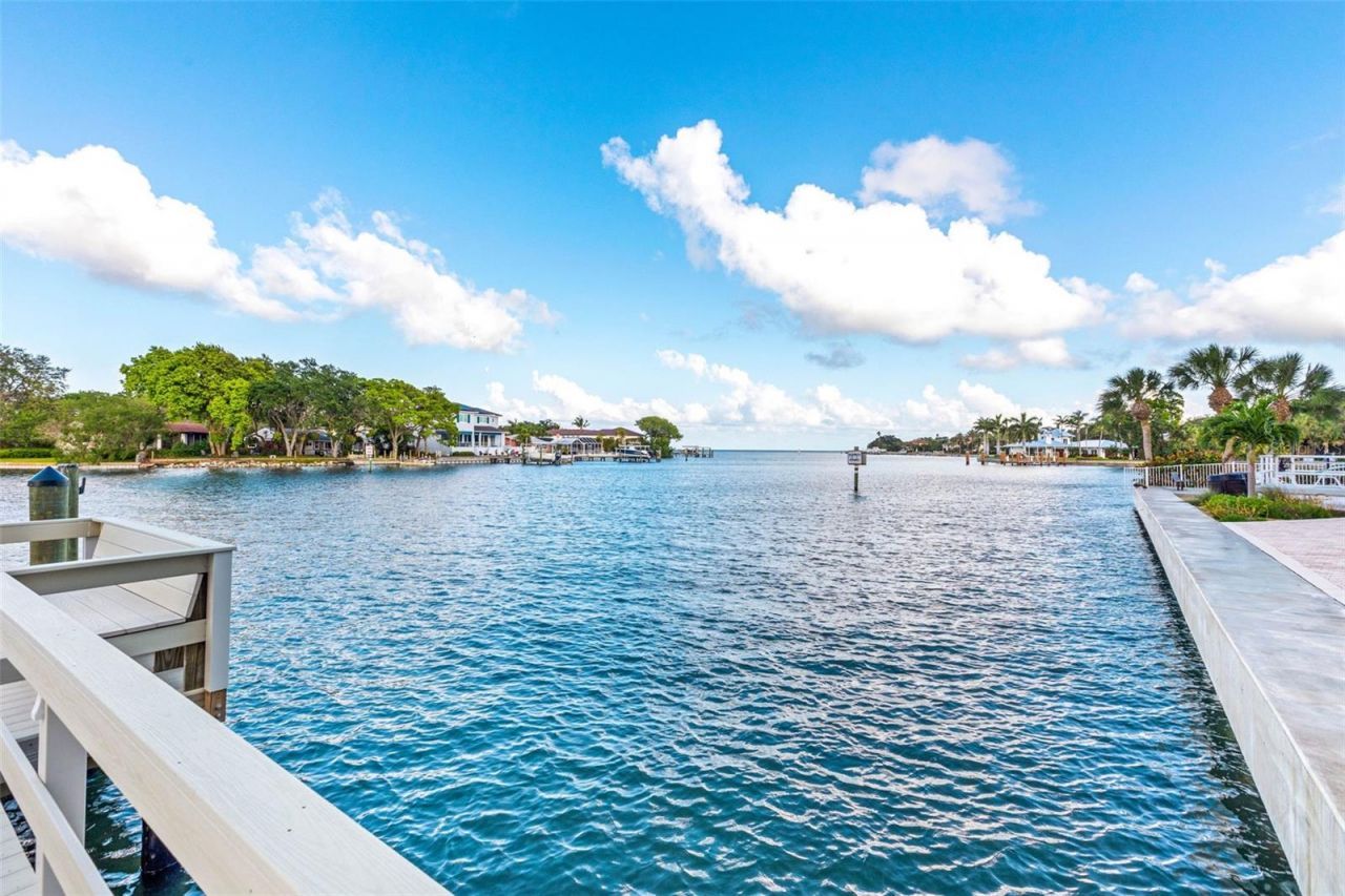 1365 Snell Isle Boulevard Ne, Unit 8D, Saint Petersburg, FL 33704 Photo