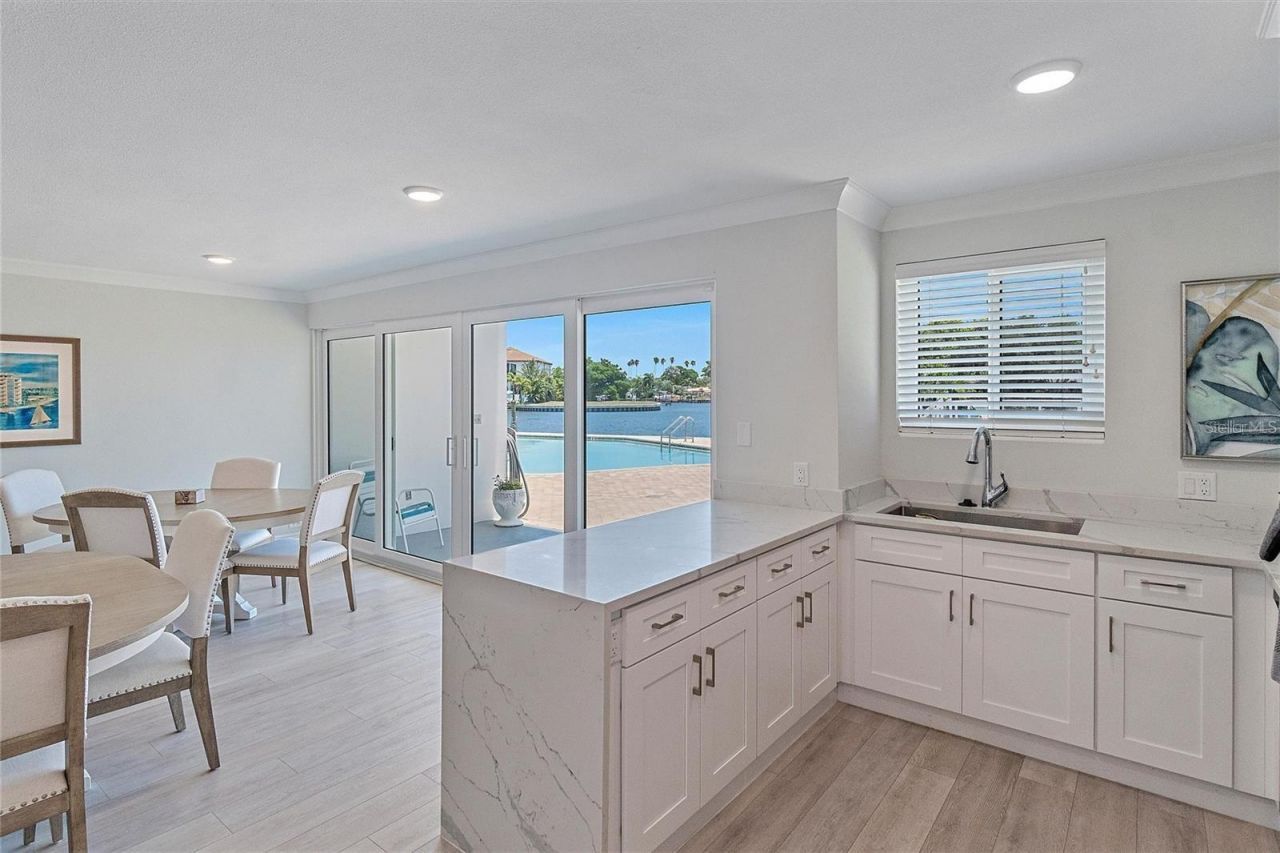1365 Snell Isle Boulevard Ne, Unit 8D, Saint Petersburg, FL 33704 Photo