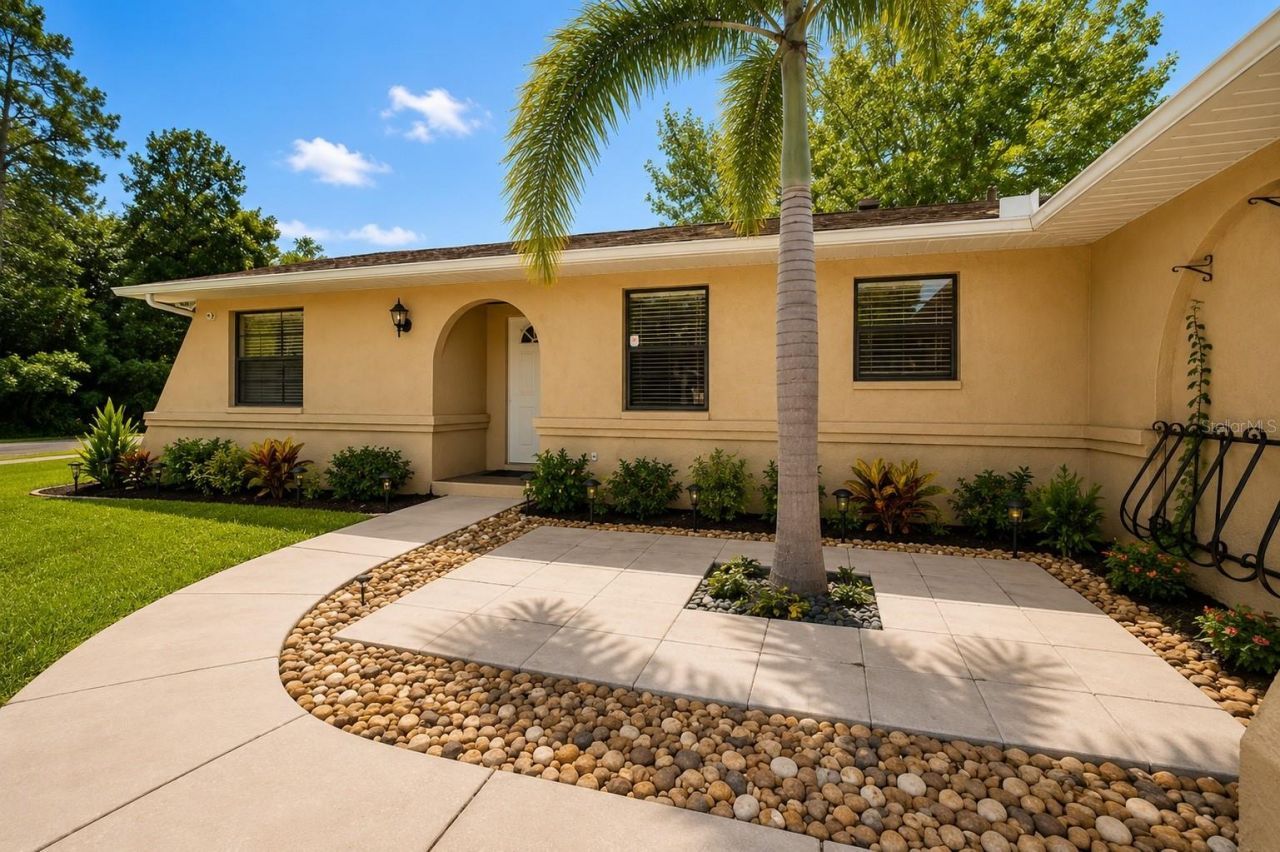 3011 Shadow Oaks Drive, Holiday, FL 34690 Photo