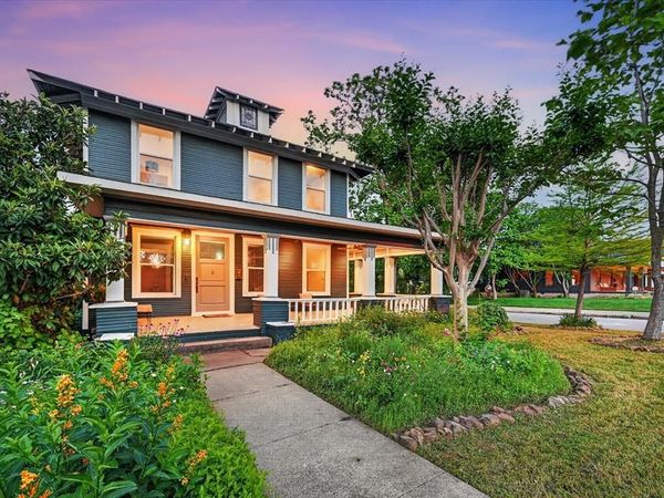 802 Haines Avenue , Dallas, TX 75208