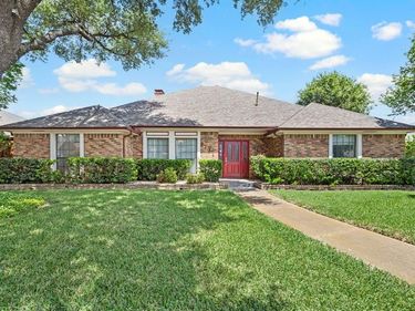 9731 Amberley Drive, Dallas, TX 75243