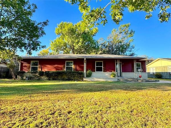 119 Davidson Drive, Terrell, TX 75160