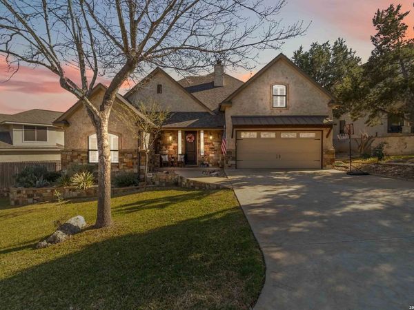 412 ELMWOOD DR, New Braunfels, TX 78130