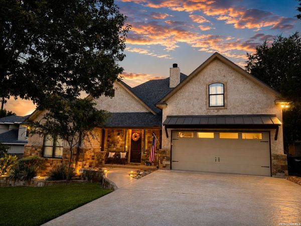 412 ELMWOOD DR, New Braunfels, TX 78130