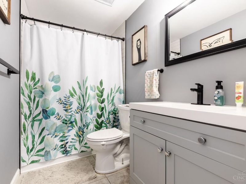 6026 Squirehill Court, Anderson Twp, OH 45230 Photo 16