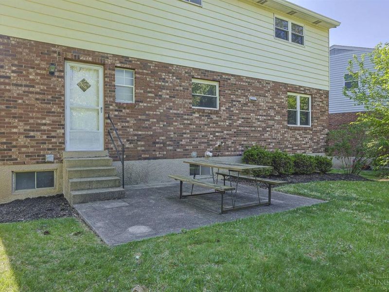 7960 Rambler Place, Mount Healthy, OH 45231 Photo 38